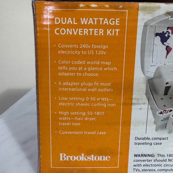 Brookstone Duel Wattage Converter Kit Plug In Adapter Kit International Travel - Picture 6 of 11